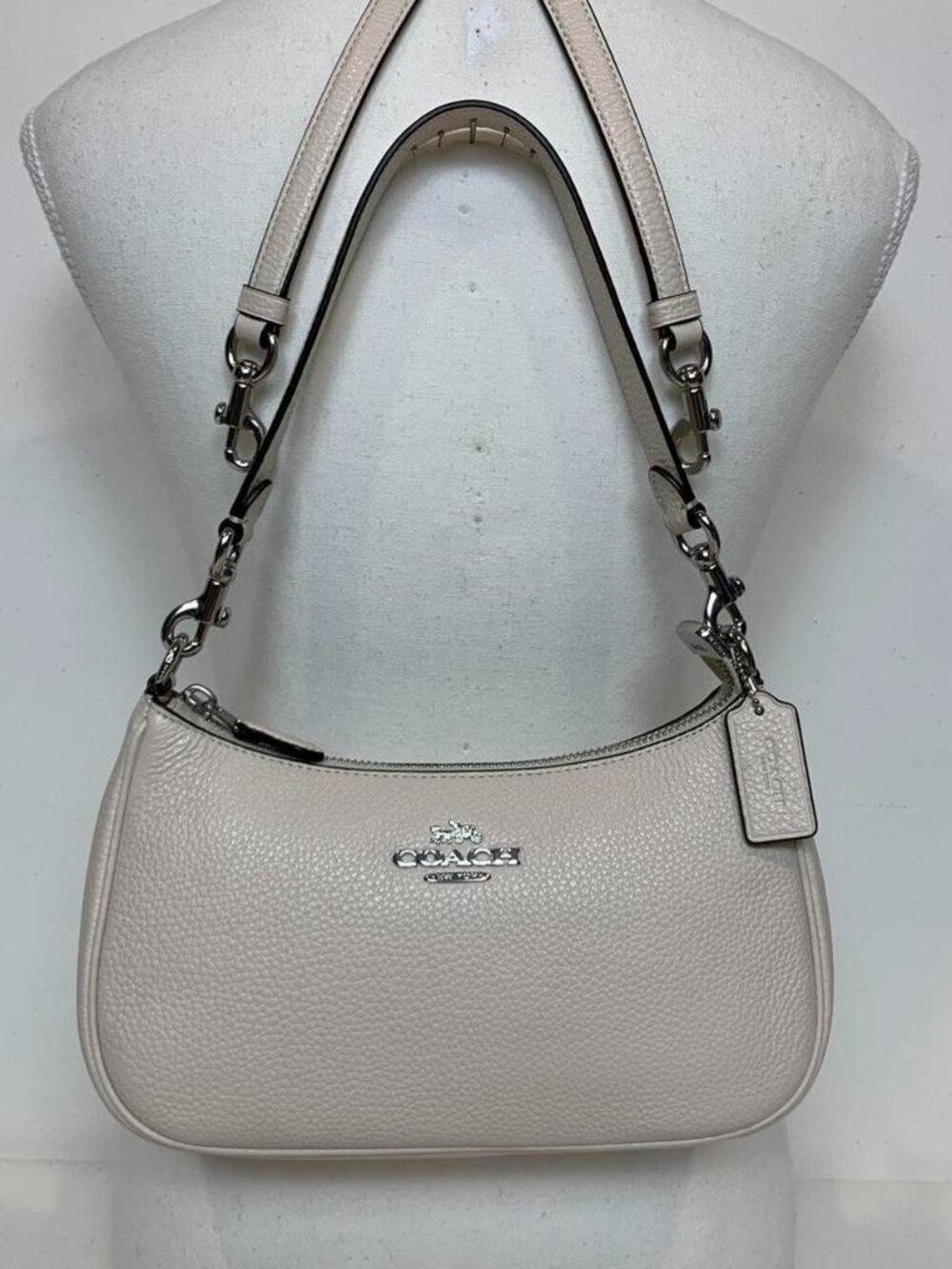 Coach Teri Shoulder Bag in chalk white